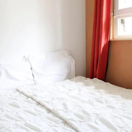 2 Bedrooms With Beautiful Garden Apartmán *