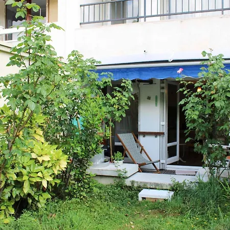 2 Bedrooms With Beautiful Garden * Paříž
