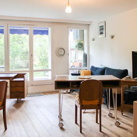 2 Bedrooms With Beautiful Garden Apartmán *
